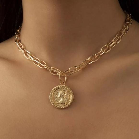 Jewelry - NEW 18K COIN DOUBLE LAYERED CHOKER NECKLACE, NICE NECKLACE, CUTE NECKLACE